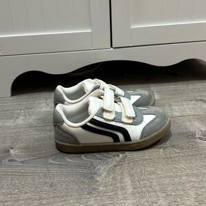 Cat & Jack Toddler Dakota Sneakers